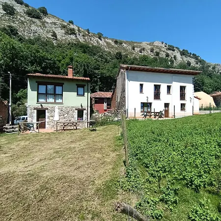 La Poza La Brana 利亚内斯