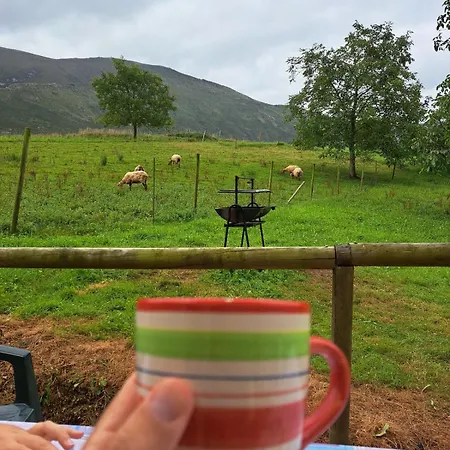 La Poza La Brana 利亚内斯